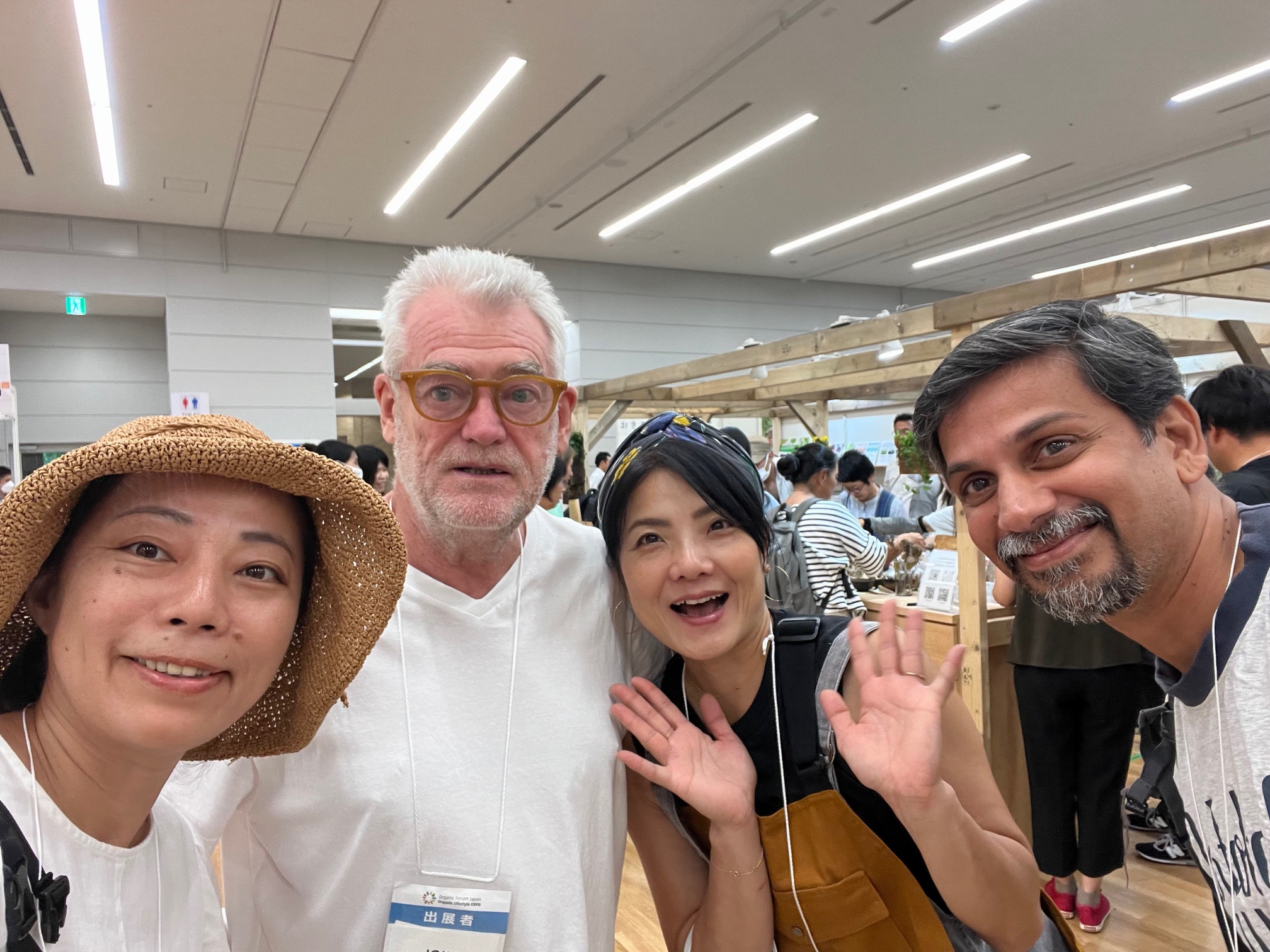 ジョン・ムーアさんを偲ぶ – In Memory of John Moore –